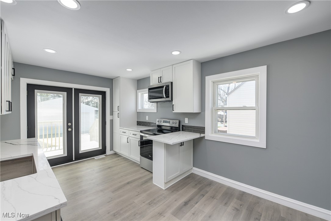 18241 Ponciana Avenue Cleveland OH 44135