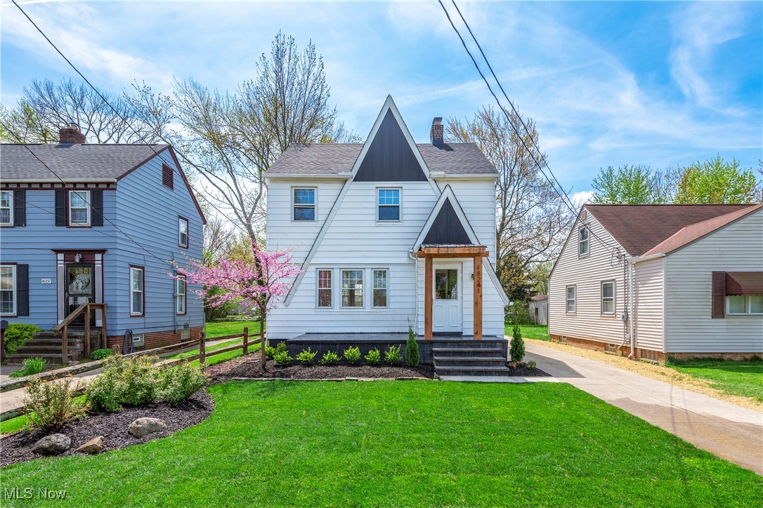 18241 Ponciana Avenue Cleveland OH 44135