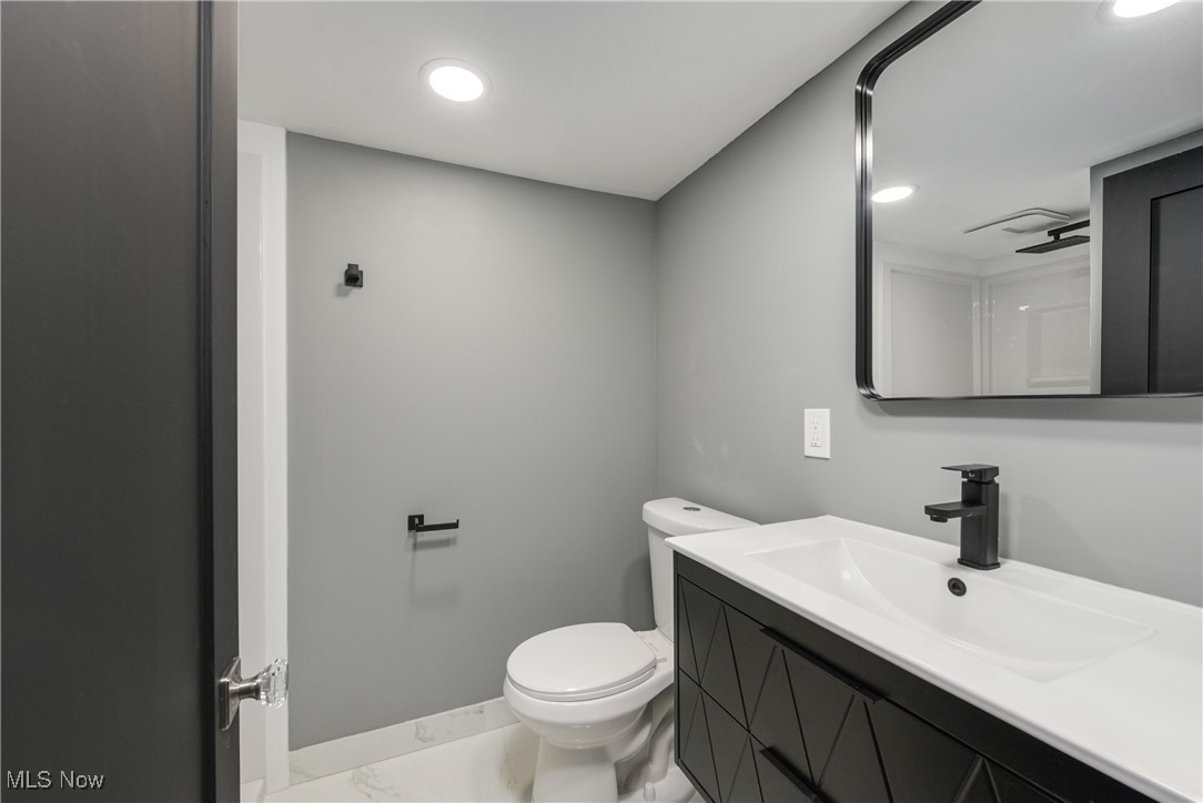 18241 Ponciana Avenue Cleveland OH 44135