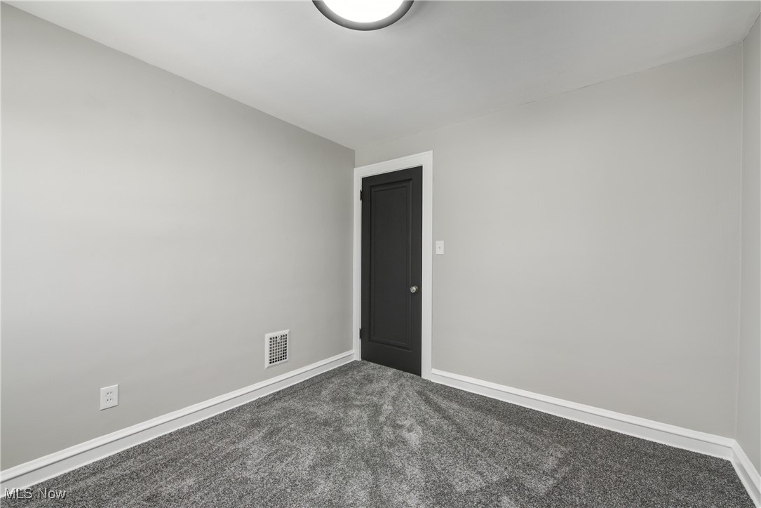 18241 Ponciana Avenue Cleveland OH 44135