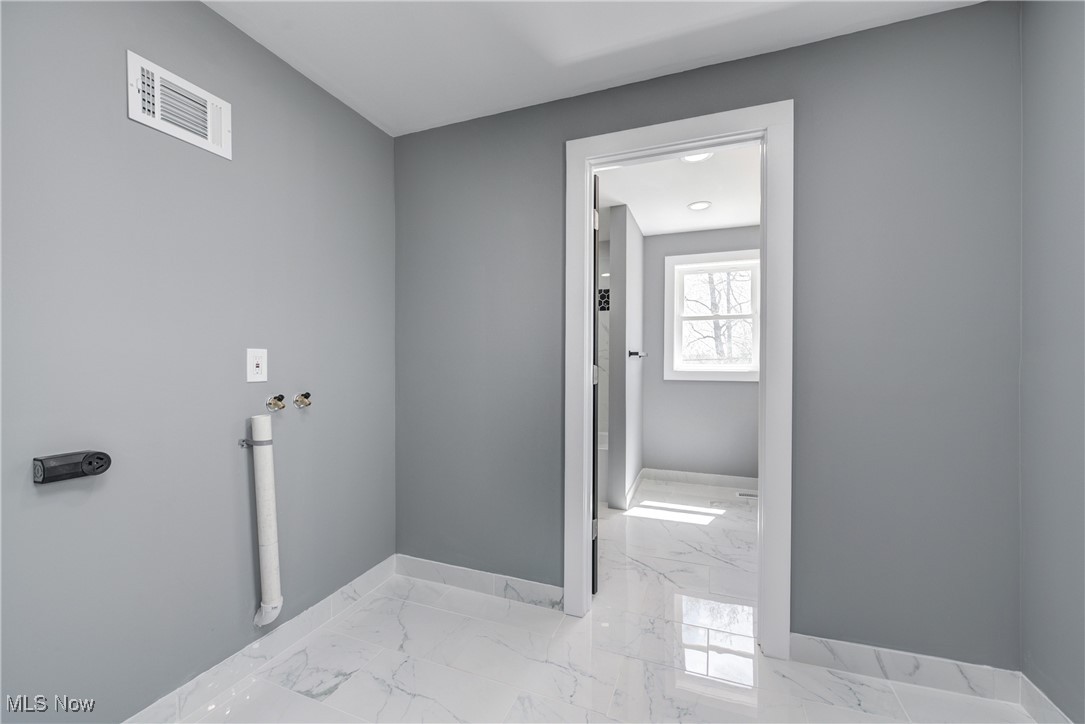 18241 Ponciana Avenue Cleveland OH 44135