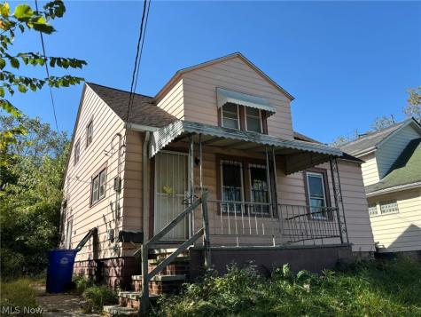 4678 E 147th Street Cleveland OH 44128