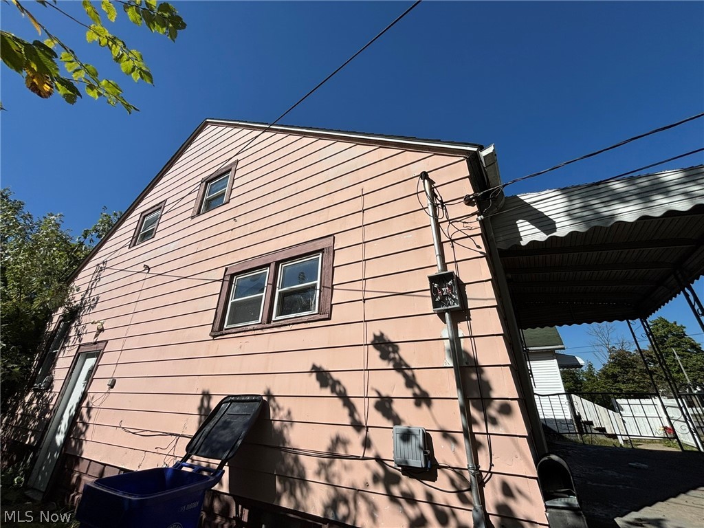 4678 E 147th Street Cleveland OH 44128