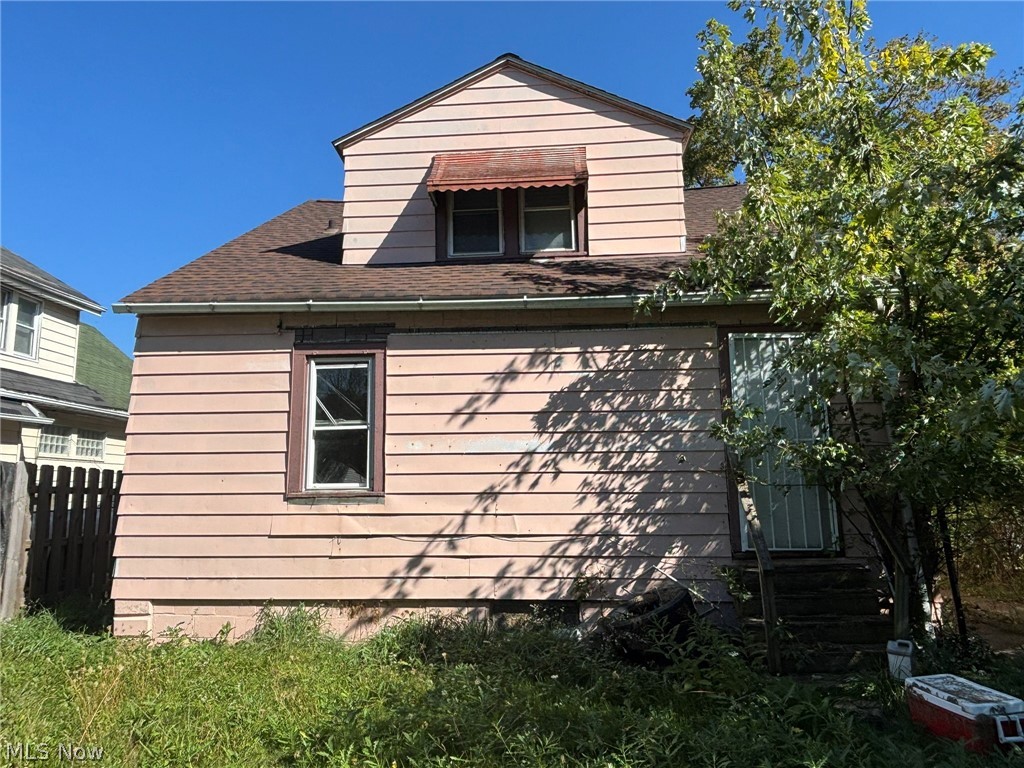 4678 E 147th Street Cleveland OH 44128