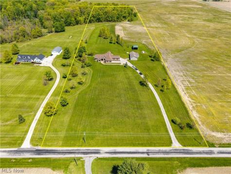 51488 Peck Wadsworth Road Wellington OH 44090