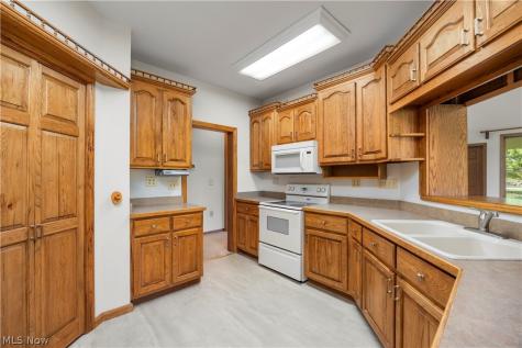 51488 Peck Wadsworth Road Wellington OH 44090