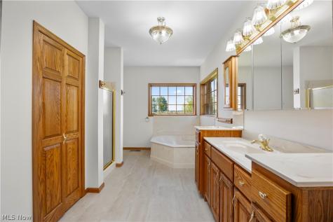 51488 Peck Wadsworth Road Wellington OH 44090
