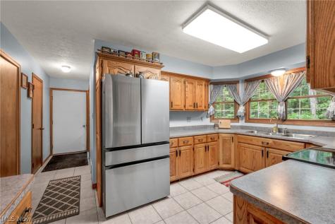 1431 Minosa Lane West Salem OH 44287