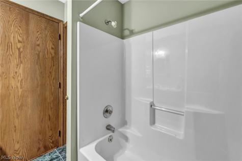 1431 Minosa Lane West Salem OH 44287