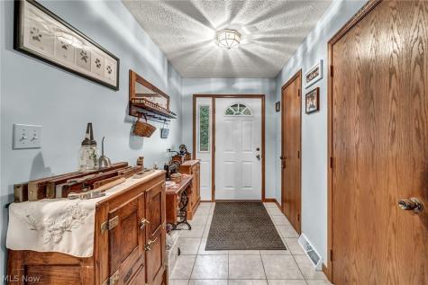 1431 Minosa Lane West Salem OH 44287