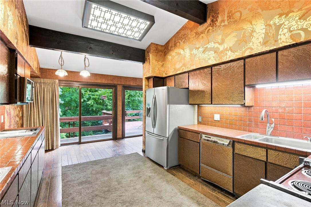 19718 Deer Run Lane Strongsville OH 44149