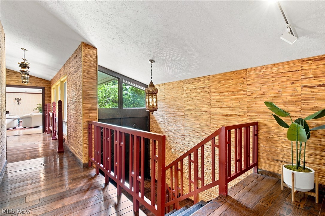 19718 Deer Run Lane Strongsville OH 44149