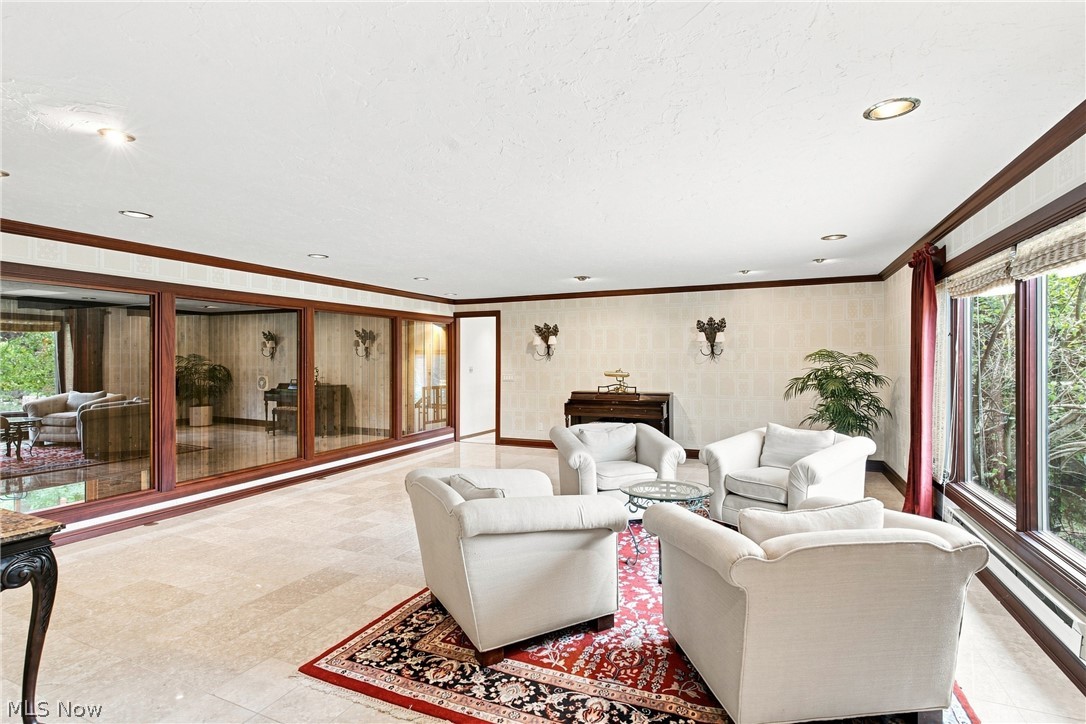 19718 Deer Run Lane Strongsville OH 44149