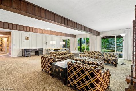19718 Deer Run Lane Strongsville OH 44149