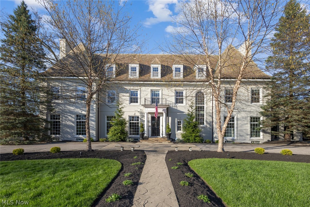 2557 North Park Boulevard Cleveland Heights OH 44106