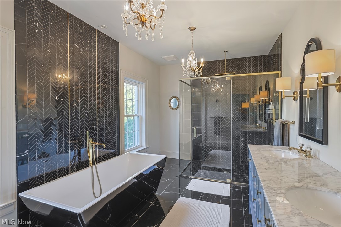 2557 North Park Boulevard Cleveland Heights OH 44106