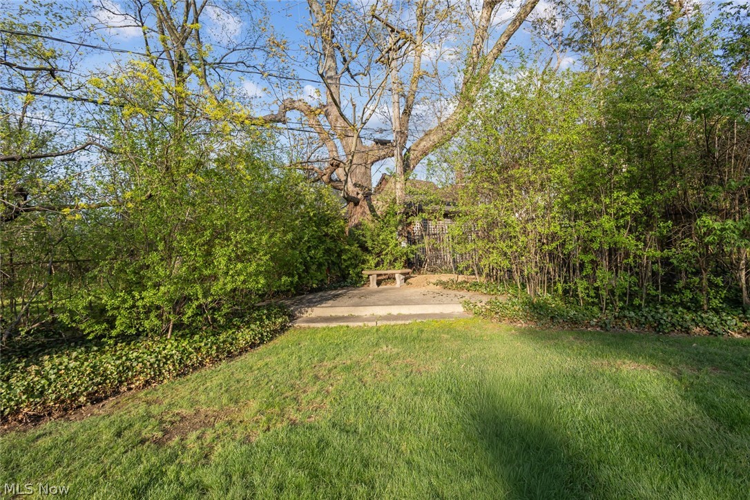 2557 North Park Boulevard Cleveland Heights OH 44106