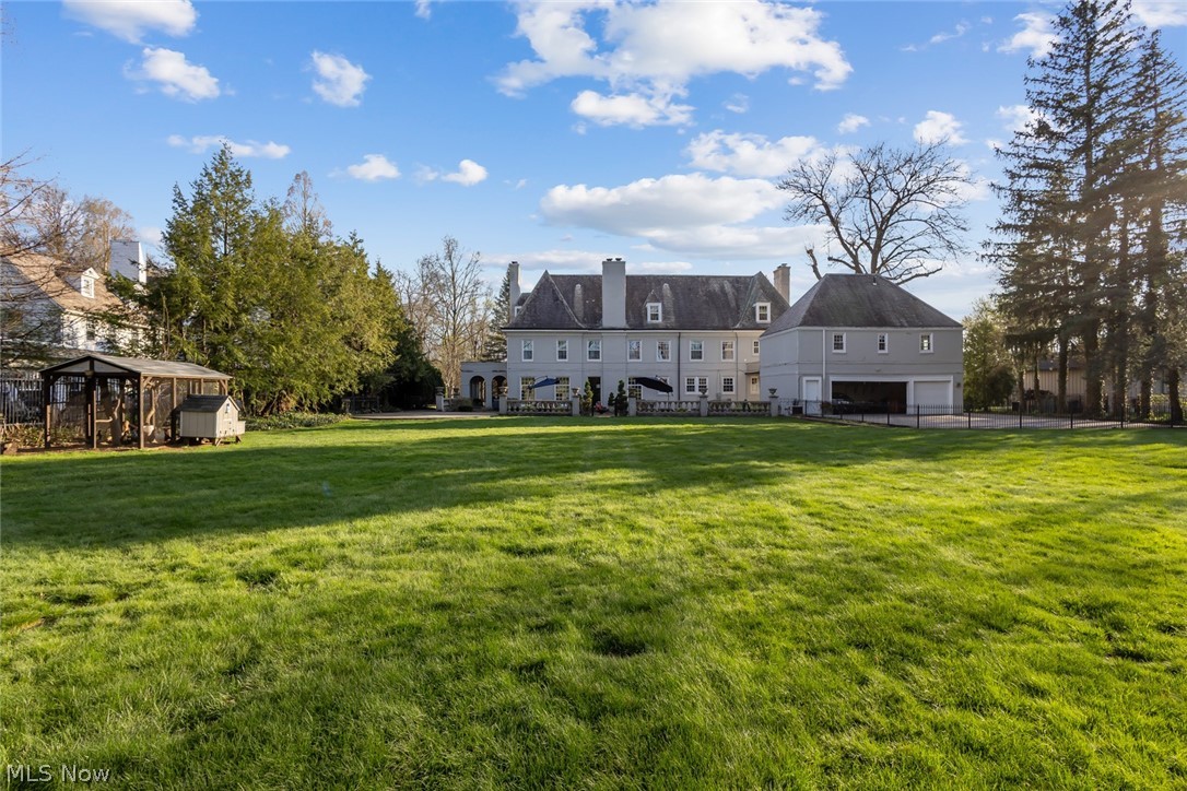 2557 North Park Boulevard Cleveland Heights OH 44106
