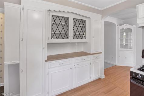56 N Highland Avenue Akron OH 44303