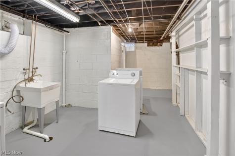 56 N Highland Avenue Akron OH 44303