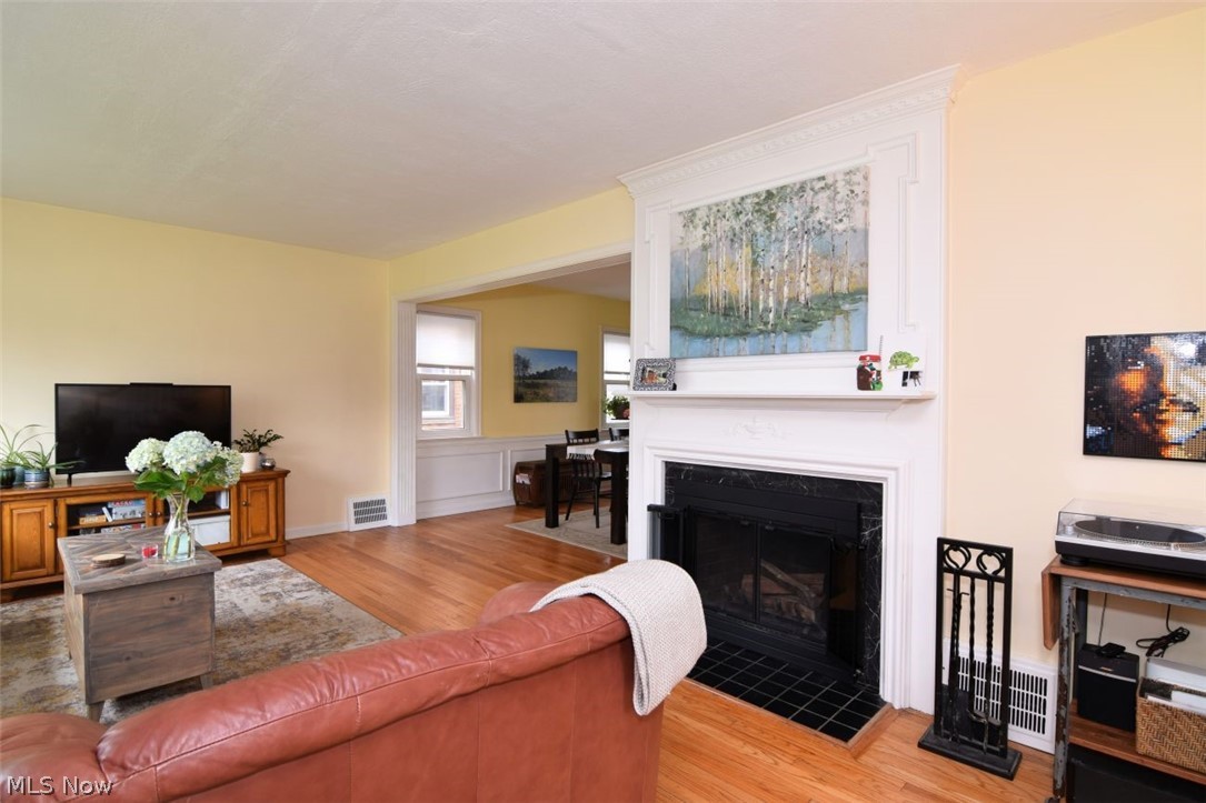 3837 Northwood Road University Heights OH 44118