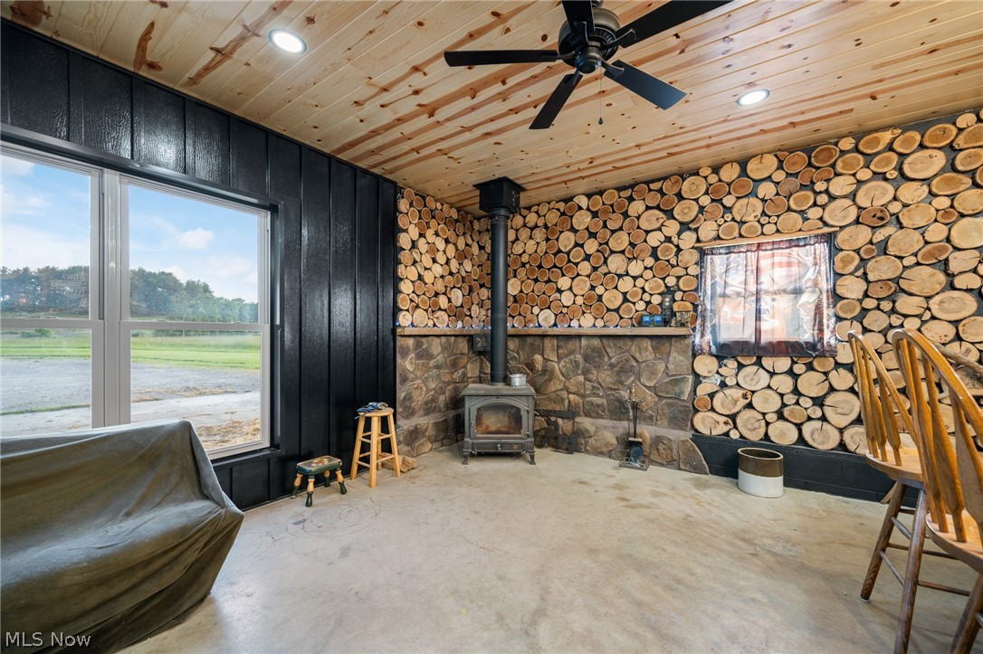 8175 Stover Road SW Sherrodsville OH 44675