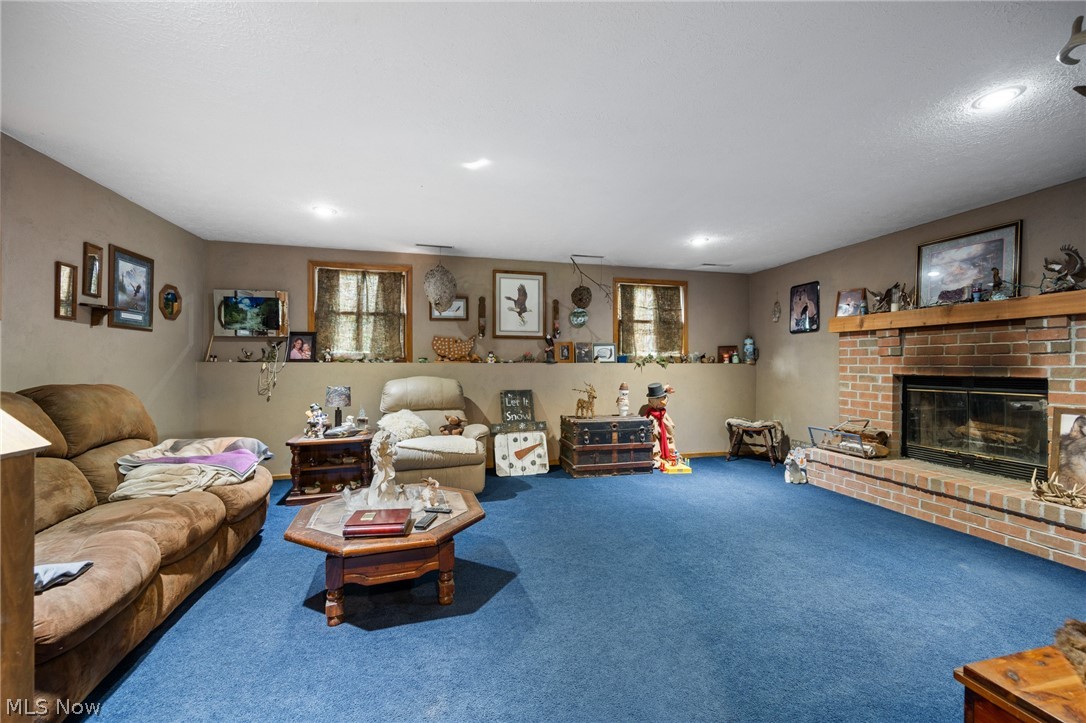 8175 Stover Road SW Sherrodsville OH 44675