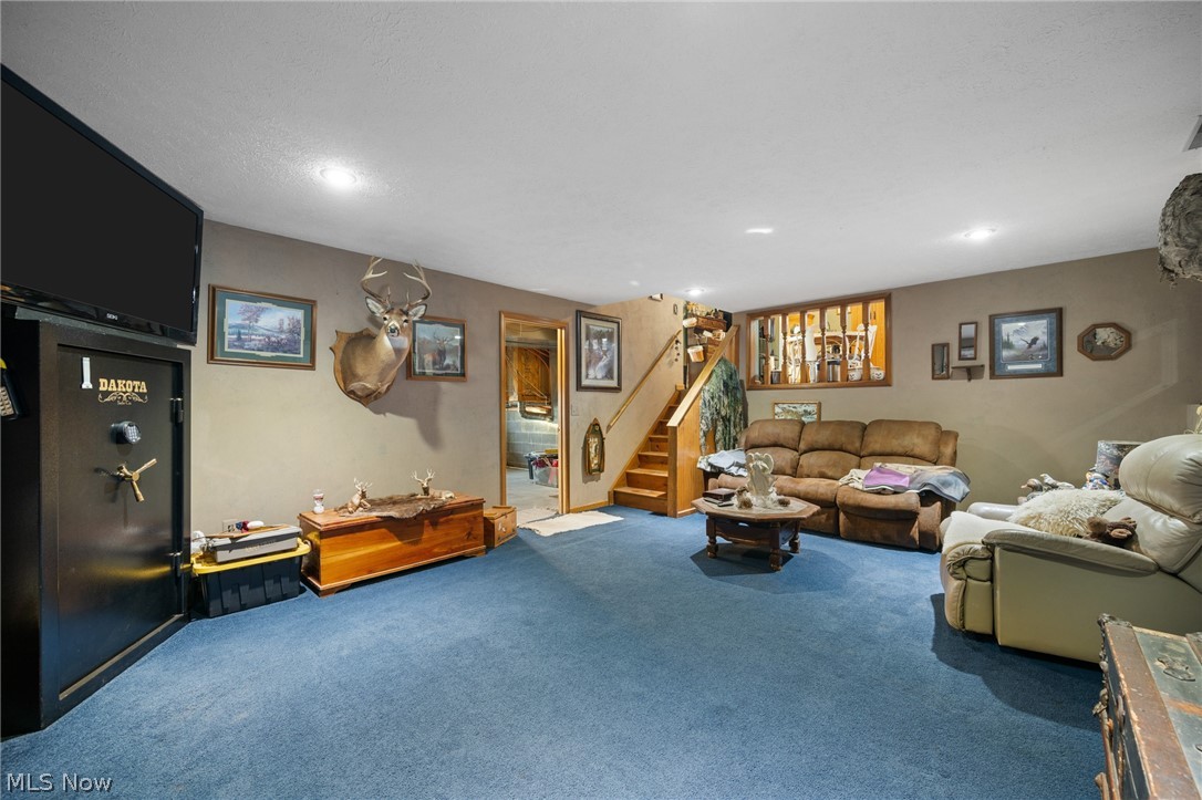 8175 Stover Road SW Sherrodsville OH 44675