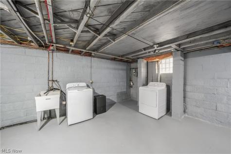 453 Marview Avenue Akron OH 44310