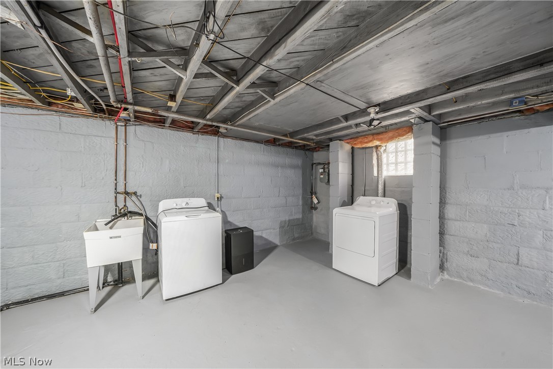 453 Marview Avenue Akron OH 44310