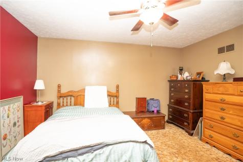 7819 Aramis Street NW Massillon OH 44646