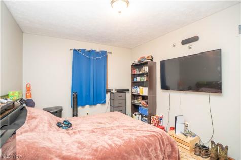 7819 Aramis Street NW Massillon OH 44646