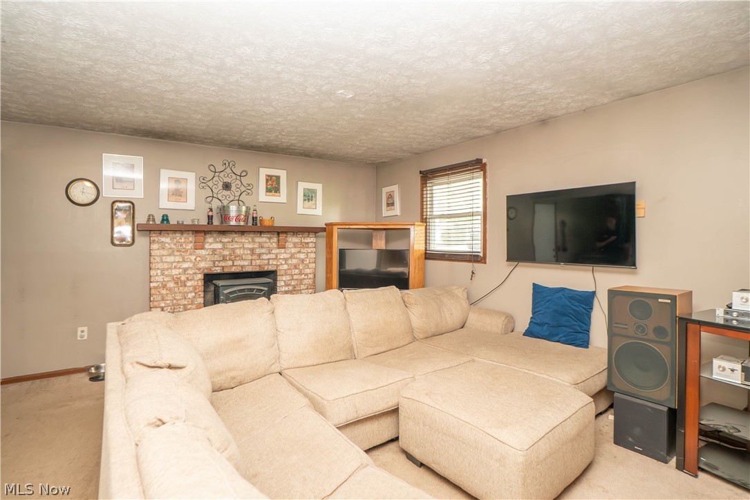 7819 Aramis Street NW Massillon OH 44646