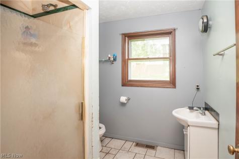 7819 Aramis Street NW Massillon OH 44646
