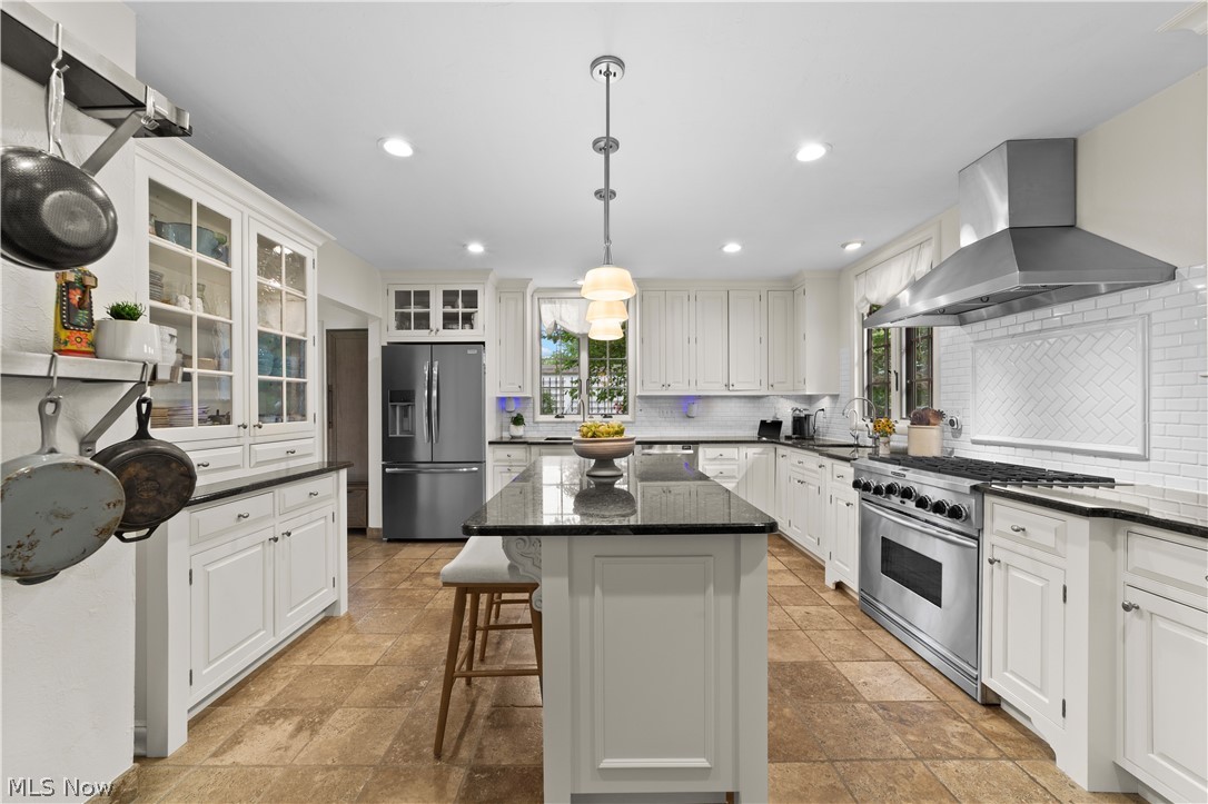 12655 Cedar Road Cleveland Heights OH 44106