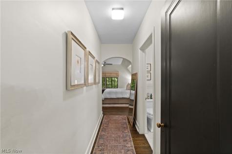 12655 Cedar Road Cleveland Heights OH 44106