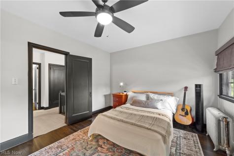 12655 Cedar Road Cleveland Heights OH 44106