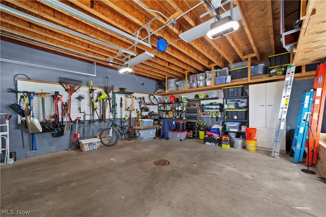 12655 Cedar Road Cleveland Heights OH 44106