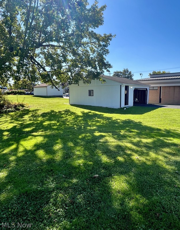 123 E Prospect Street Girard OH 44420