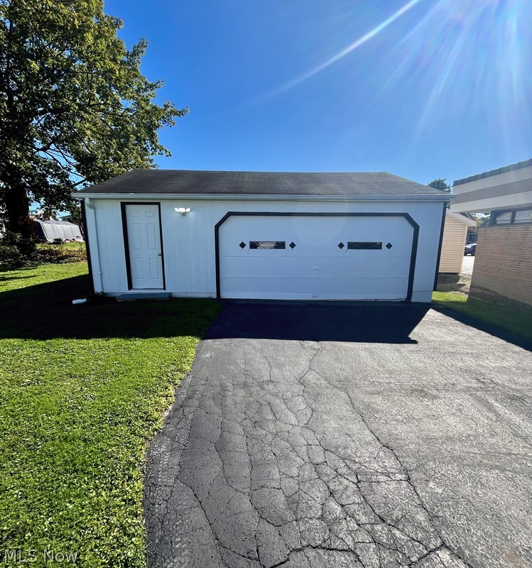 123 E Prospect Street Girard OH 44420