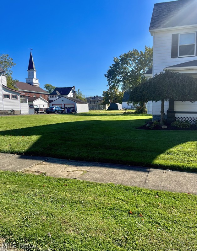 123 E Prospect Street Girard OH 44420