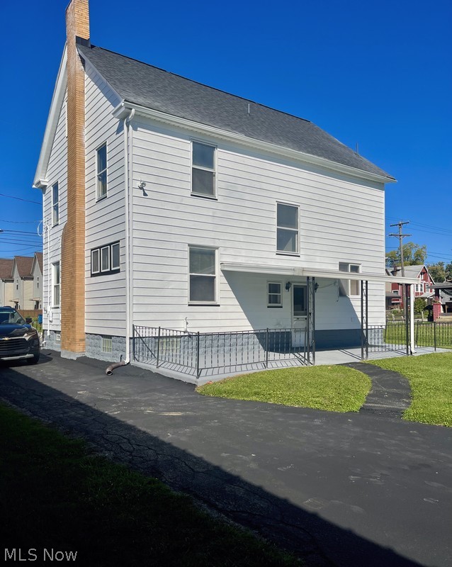 123 E Prospect Street Girard OH 44420