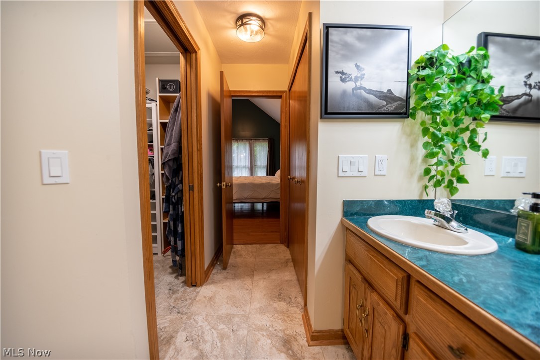 2885 Valley Road Cuyahoga Falls OH 44223