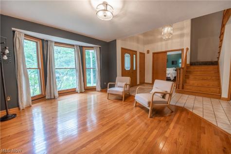 2885 Valley Road Cuyahoga Falls OH 44223