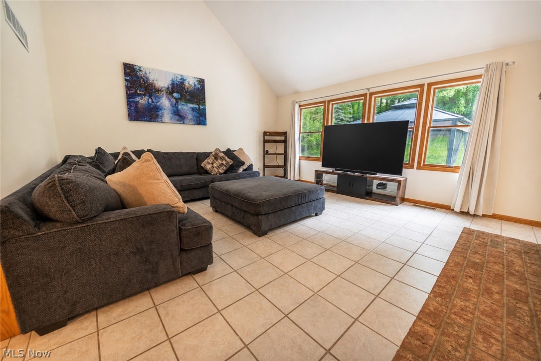 2885 Valley Road Cuyahoga Falls OH 44223