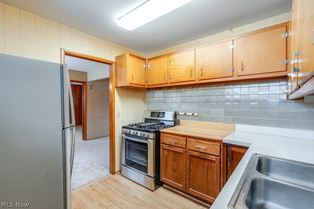 684 Sherwood Drive Aurora OH 44202