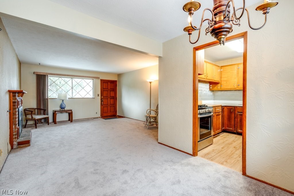 684 Sherwood Drive Aurora OH 44202
