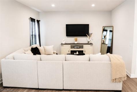 8082 Cora Court North Ridgeville OH 44039