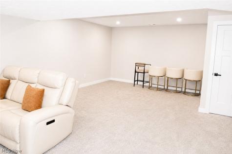 8082 Cora Court North Ridgeville OH 44039