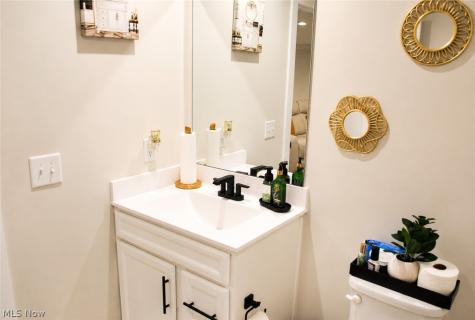 8082 Cora Court North Ridgeville OH 44039